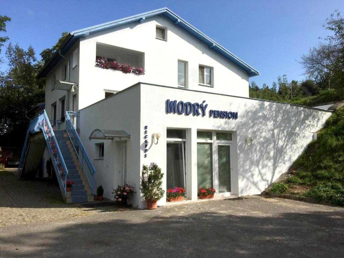 Modry Pension Mladá Boleslav Екстериор снимка